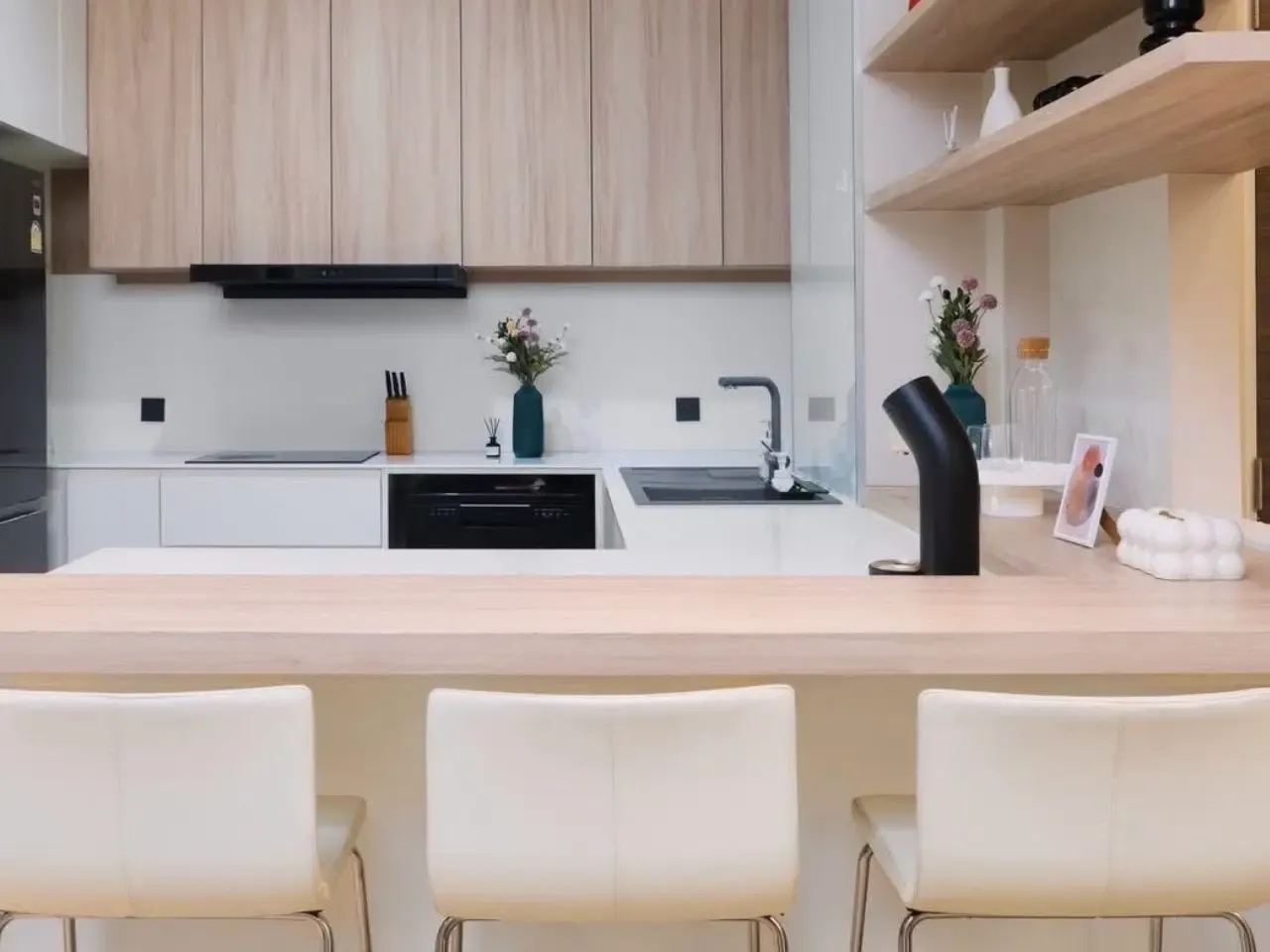 เช่าบ้าน บาร์เคาน์เตอร์ครัว @พระโขนง กรุงเทพ