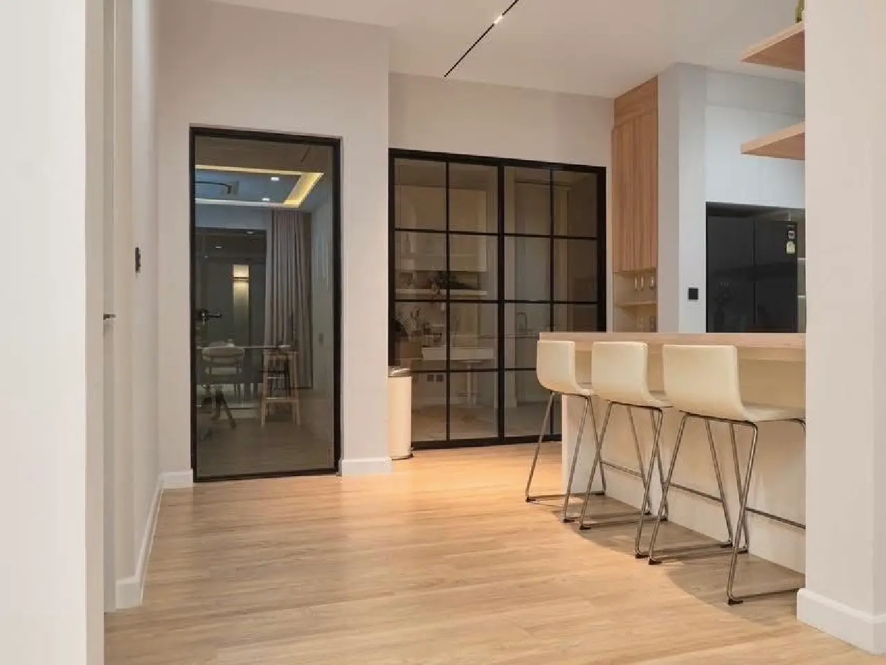 ปล่อยเช่า The gentry สุขุมวิท 101 ขนาด56 ตร.ว. ที่จอดรถ3 คัน - ห้องครัว