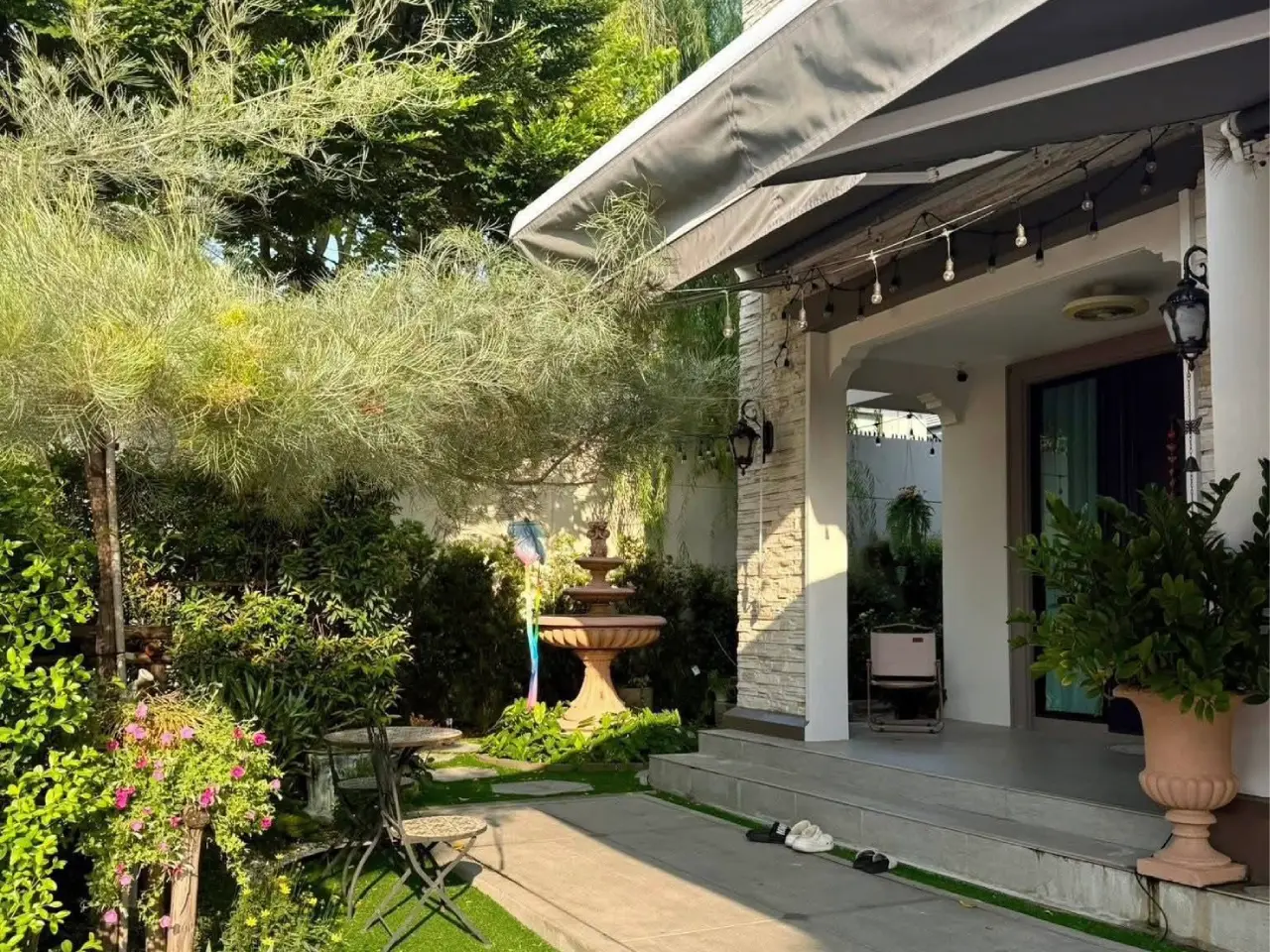 ปล่อยเช่า Nantawan Ramintra-Paholyothin50 ขนาด70.5 ตร.ว. ที่จอดรถ2 คัน - สวนหน้าบ้าน