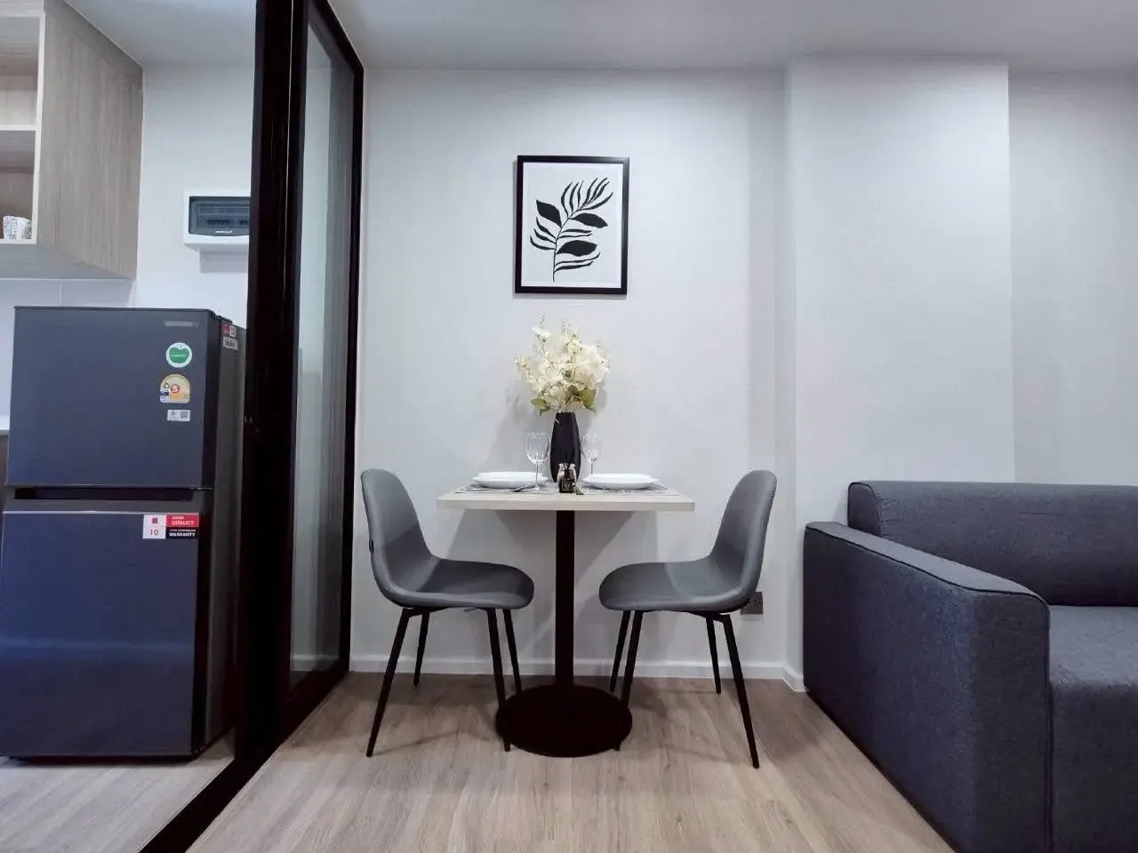 เช่าคอนโด โต๊ะกินข้าว @มีนบุรี กรุงเทพ