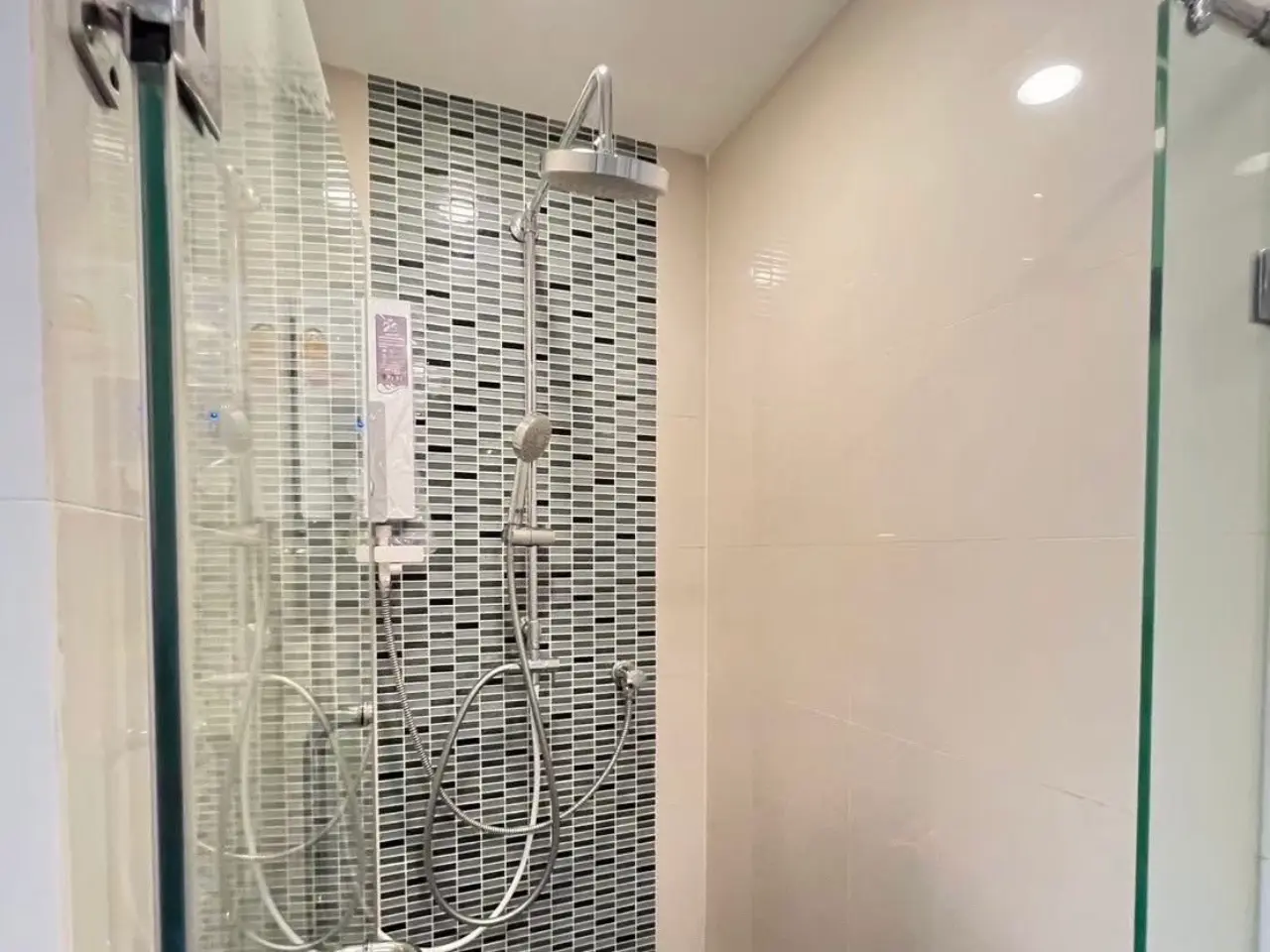 ปล่อยเช่า The Sky Sukhumvit103 ตึกC ชั้น9 ขนาด35 ตร.ม. - ห้องน้ำ