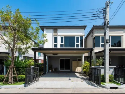 บริเวณหน้าบ้าน - Grande Pleno Mega Bangna ขนาด36.20 ตร.ว. ที่จอดรถ2 คัน