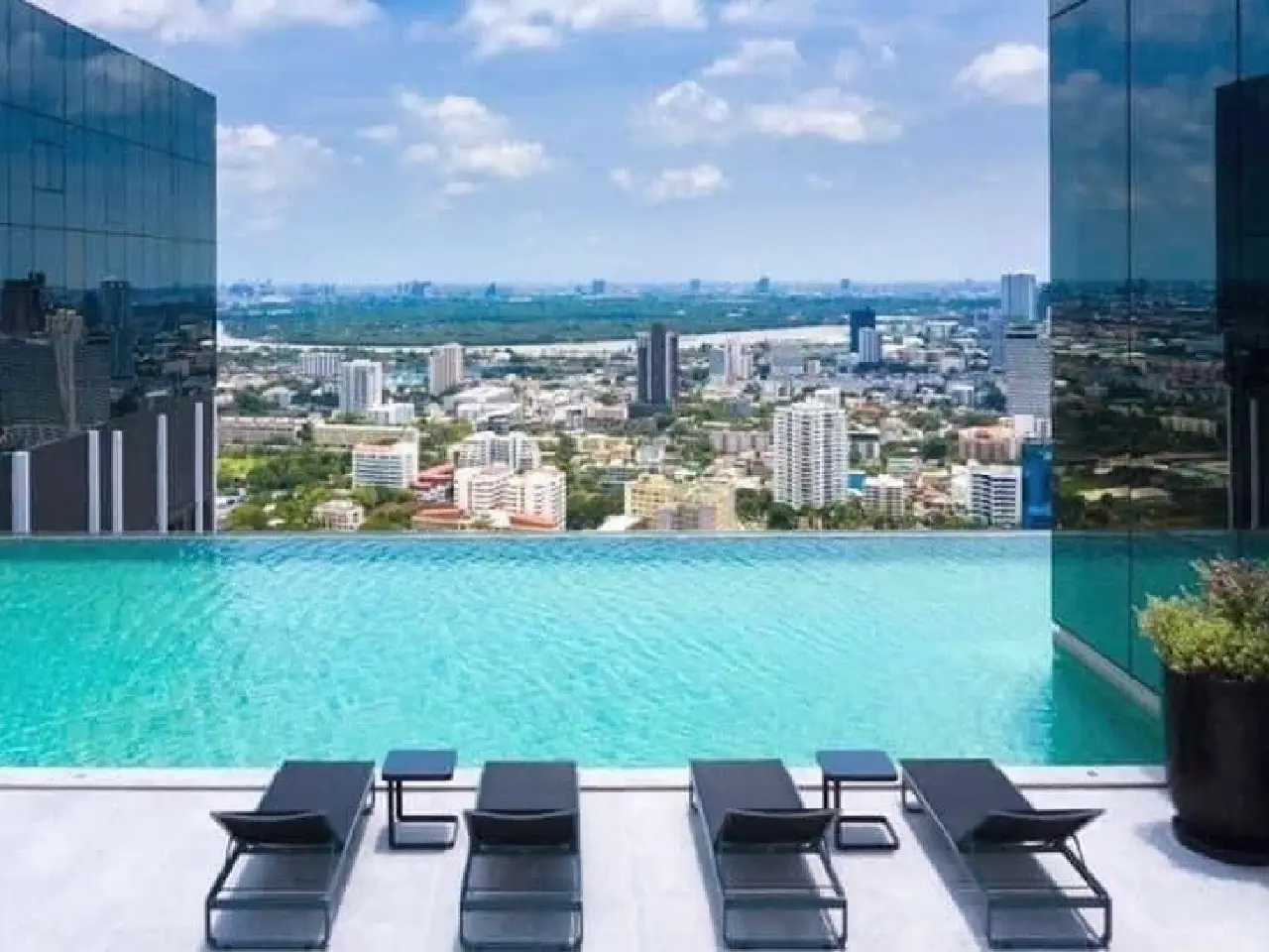 ปล่อยเช่า Knights Bridge Prime Sathorn ชั้น23 ขนาด24.67 ตร.ม. ห้องสวย - สระว่ายน้ำ